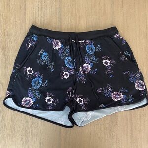 Mudd Black Floral Women's Athletic Shorts
